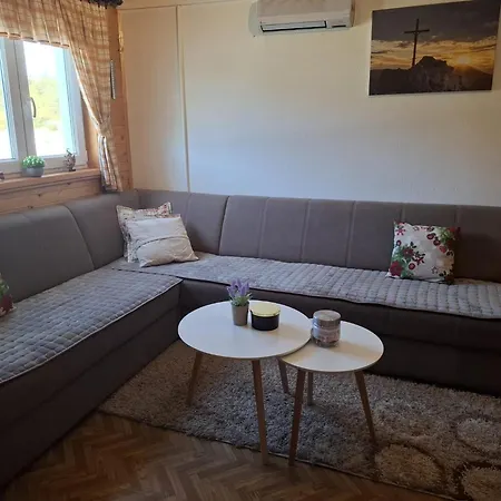 Casa de Férias Green Cottage Blidinje